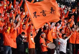 -转会期葡超焦点战；上海申花防线松动；信心回归；细节决定成败